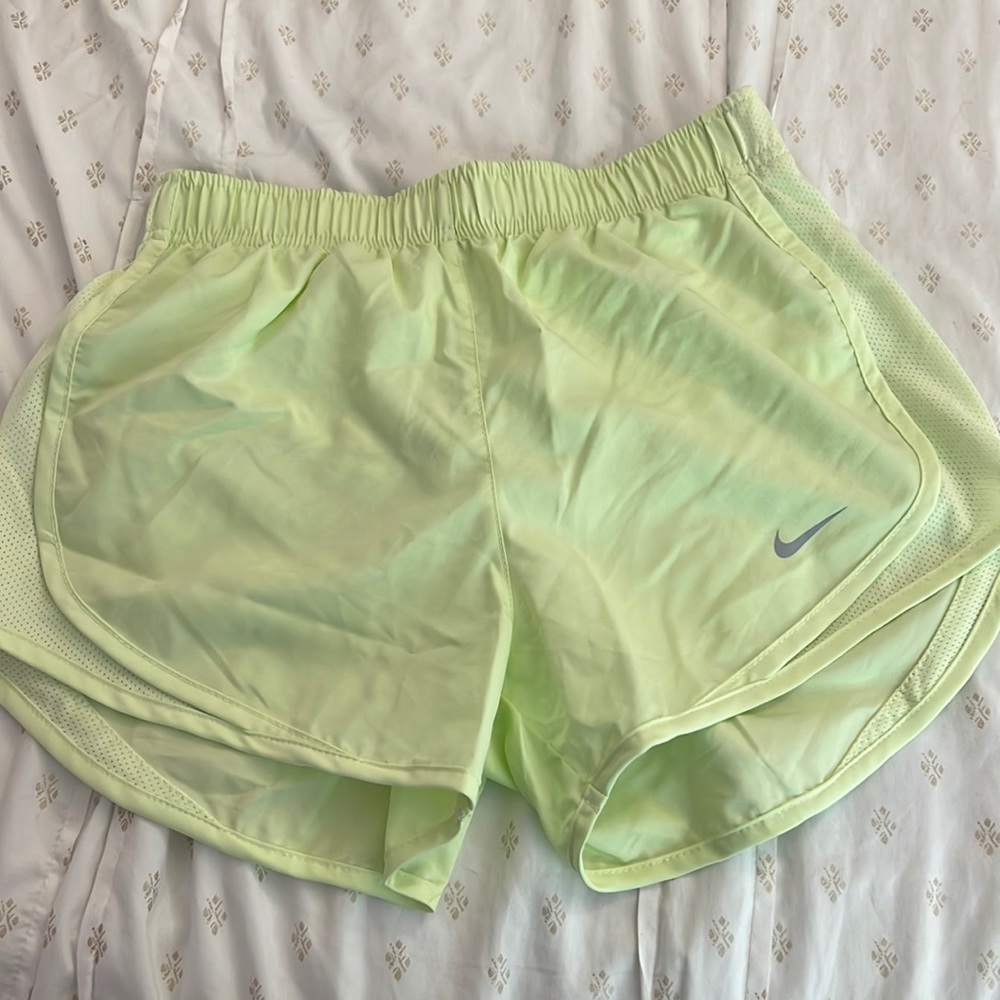 Nike athletic shorts size xs